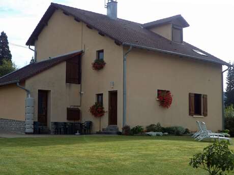 Gîte - M. Claude Honoré - F2 n°2 1er étage