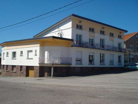 Meublé - place du marché - f1 n5 ronsard