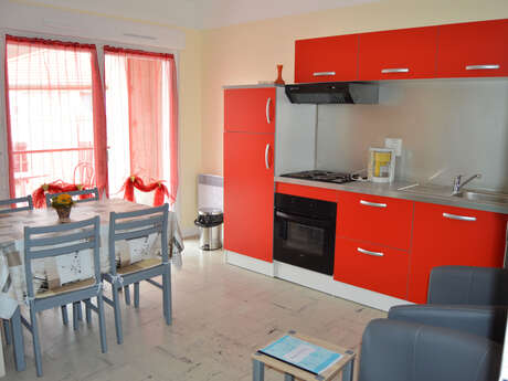 Meublé - Ofildelo- F1 2e étage