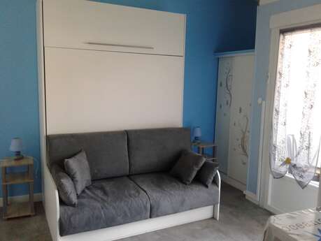 Meublé - Ofildelo- studio 1er étage Meublé - Ofildelo- studio 1er étage