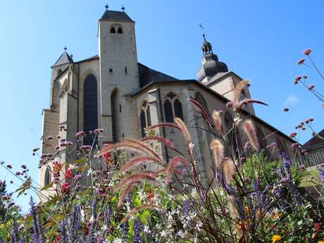 ÉGLISE ABBATIALE SAINTE-CROIX