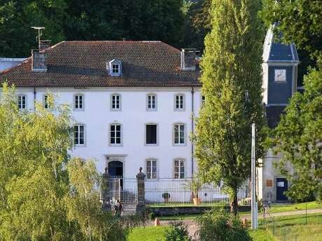BESUCHEN SIE DIE MANUFACTURE ROYALE BESUCHEN SIE DIE MANUFACTURE ROYALE