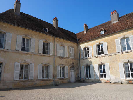 CHAMBRES D'HÔTES LE CHATEAU D'AUTIGNY LA TOUR