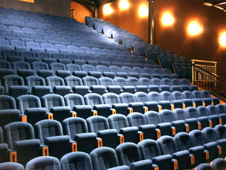 La scène, théâtre ernest lambert