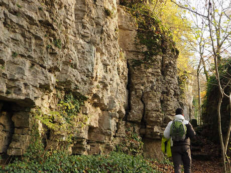 SENTIER DES GROTTES