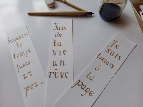 Atelier calligraphie et marque-page