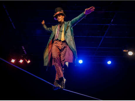 Cirque, marionnette et musique : Le chapelier fou