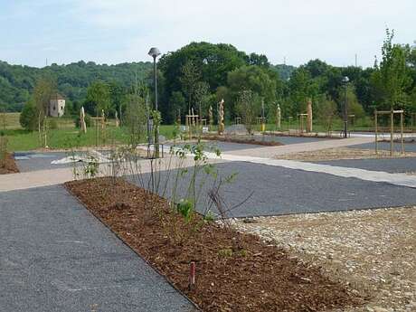 Aire camping-cars park de Mirecourt