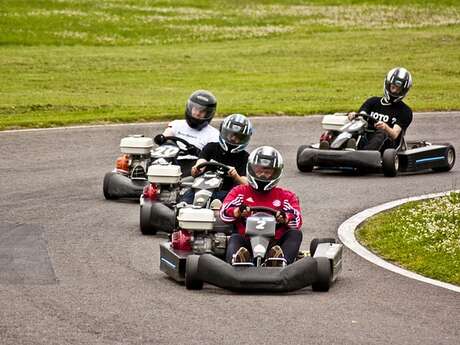 Ambiance tes vacances été - karting