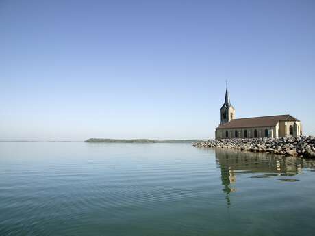 Escapades : Histoire du Lac du Der et découverte de l'Eglise de Champaubert