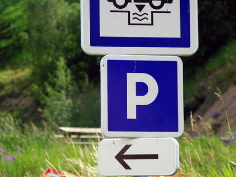 Aire de service et de stationnement