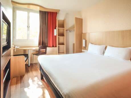 Hôtel-Restaurant "Ibis Châlons-en-Champagne"