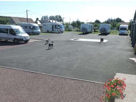 Aire de camping-cars