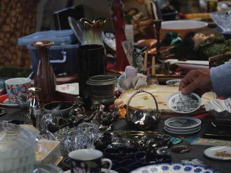 Brocante organisée par l'association la bonnoise de bonnesvalyn.