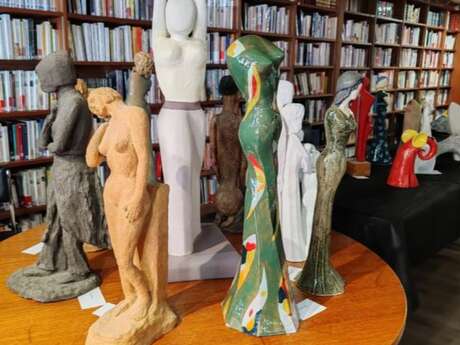 "Femmes et félins", exposition de sculptures