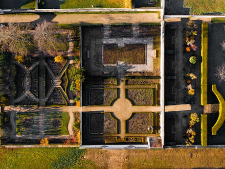 Sur les pas de Saint-Just