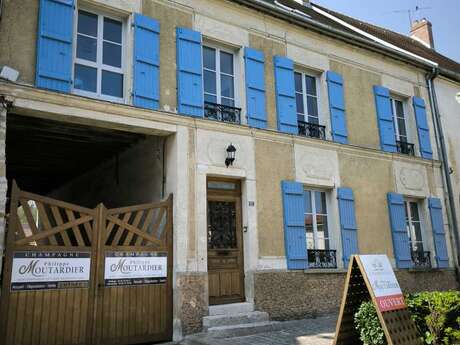 Gîte : Champagne Phlippe Moutardier