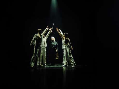 Saison culturelle du Palais des Rencontres 2024-2025 : Spectacle IDENTITÉS avec Catherine LARA