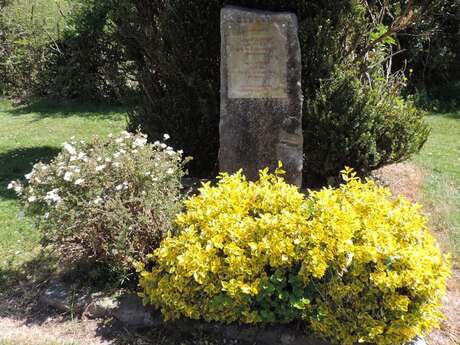 La Stèle du Souvenir à Fontenoy