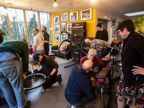 Atelier d'autoréparation de bicyclette