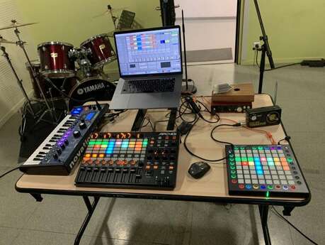 Initiation à la MAO (Musique Assistée par Ordinateur) avec Junior Market