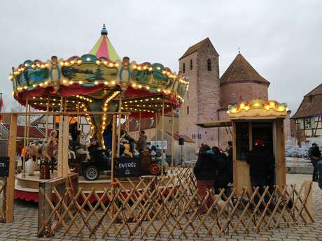 Le carrousel "Mary Poppins" Le carrousel "Mary Poppins"