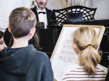 Lasst uns Opern spielen