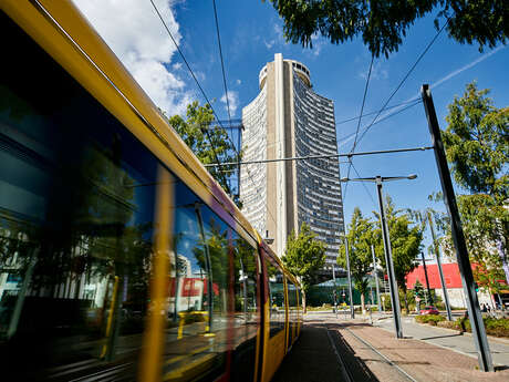 Geführte Tour: Europa Turm Geführte Tour: Europa Turm