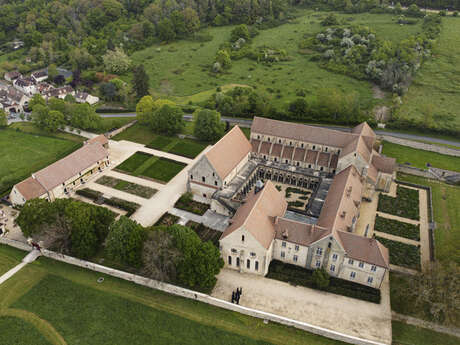 Abbaye de Noirlac - Centre culturel de rencontre