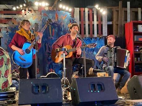 Concert "Bazar Acoustique" au At Home Café