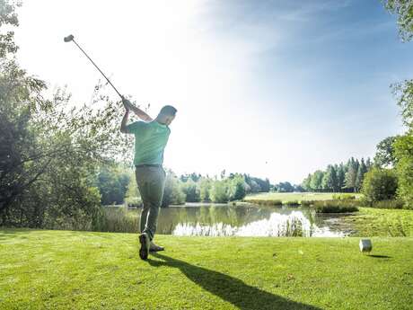 Les Ormes, Golf & Resort