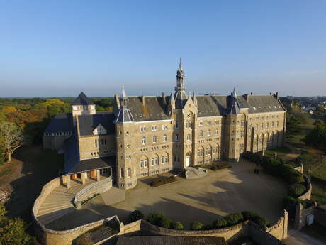 Abbaye Saint-Michel de Kergonan