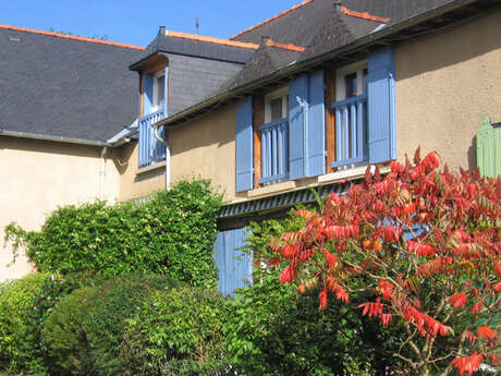 Le Bas Chenézé - Chambre la Roseraie et Soleil Levant