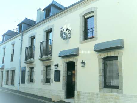 Le Cheval Blanc
