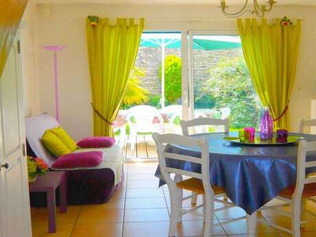 Maison L'Élégante - Mme COSTEUX Noëlla