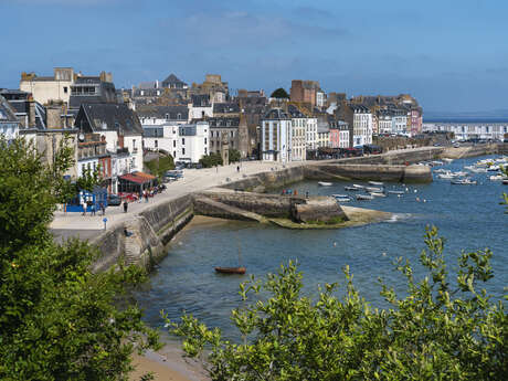 Découverte de la ville "Douarnenez et l'épopée de la Sardine"