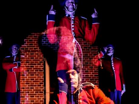 Spectacle Guard save the Queen