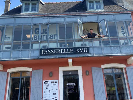 Gus Burger