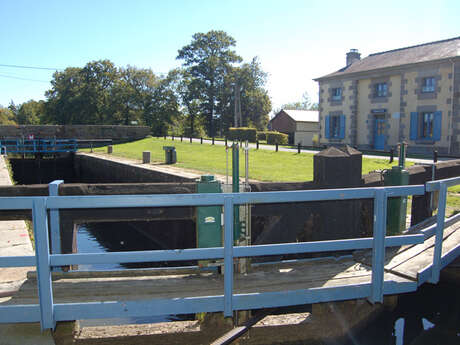 Maison éclusière de Courgalais