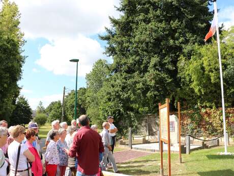 Parcours pédestre "Itinéraire de mémoire" Parcours pédestre "Itinéraire de mémoire"