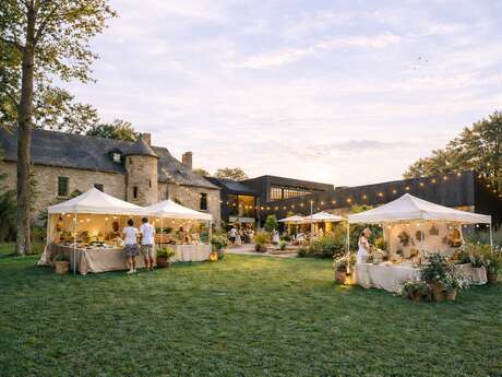Marché de créateurs à Obono