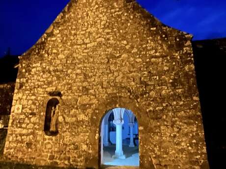 Les Incontournables : Dans le faisceau de la lampe torche, chapelle Notre-Dame, Locmaria