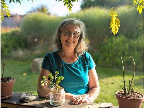 L'assiette dans le jardin de Mamyna