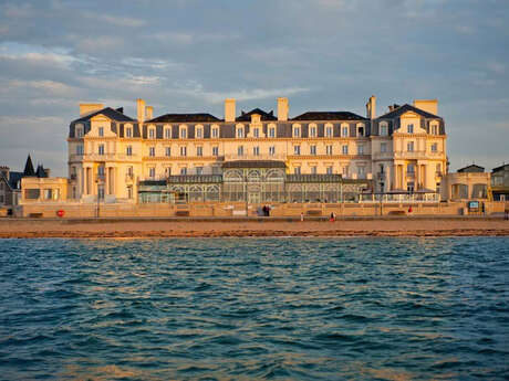Les Thermes Marins de Saint-Malo Les Thermes Marins de Saint-Malo
