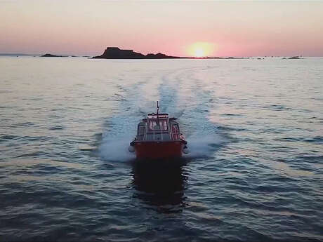 Les Bateaux Rouges - Navettes maritimes