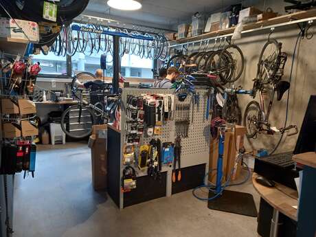 Ta Grand-Mère à vélo