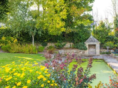 Fontaine et lavoir de Poul Person