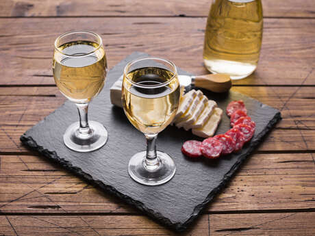 Dégustation apéritive au Chai d'Anthon