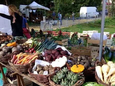 EARL Les poiriers sous Geslin