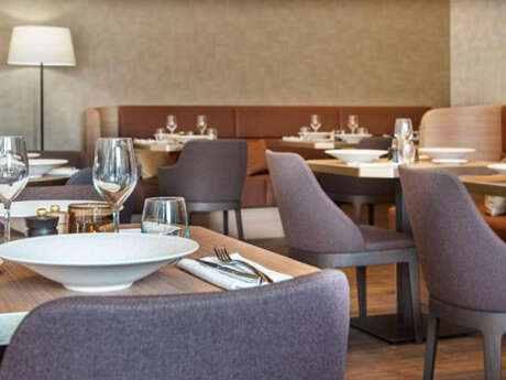 Deux mondes, un menu - Dîner Le Jehanne Hôtel Radisson Blu 4*